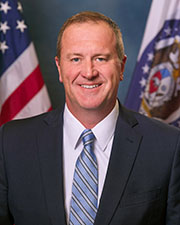 (Official U.S. Senate photo by Dan Rios)