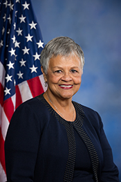 W000822